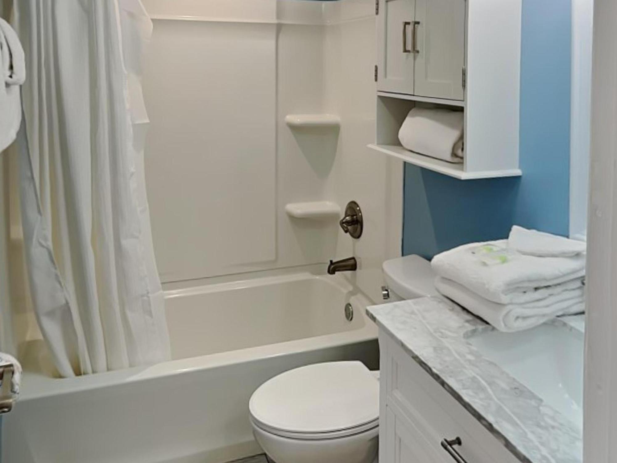 Continental 319-320 Apartment Panama City Beach