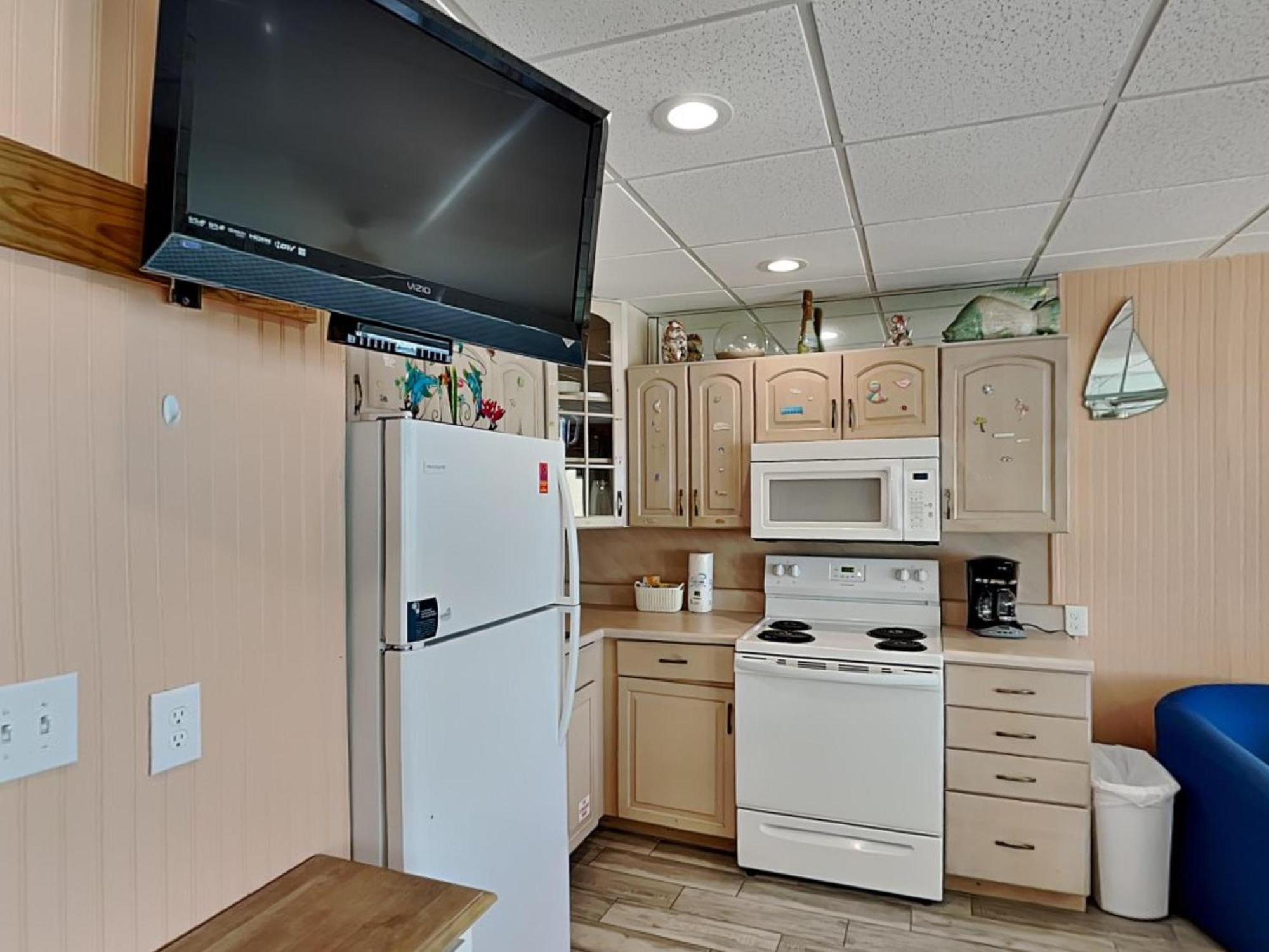 Continental 319-320 Panama City Beach