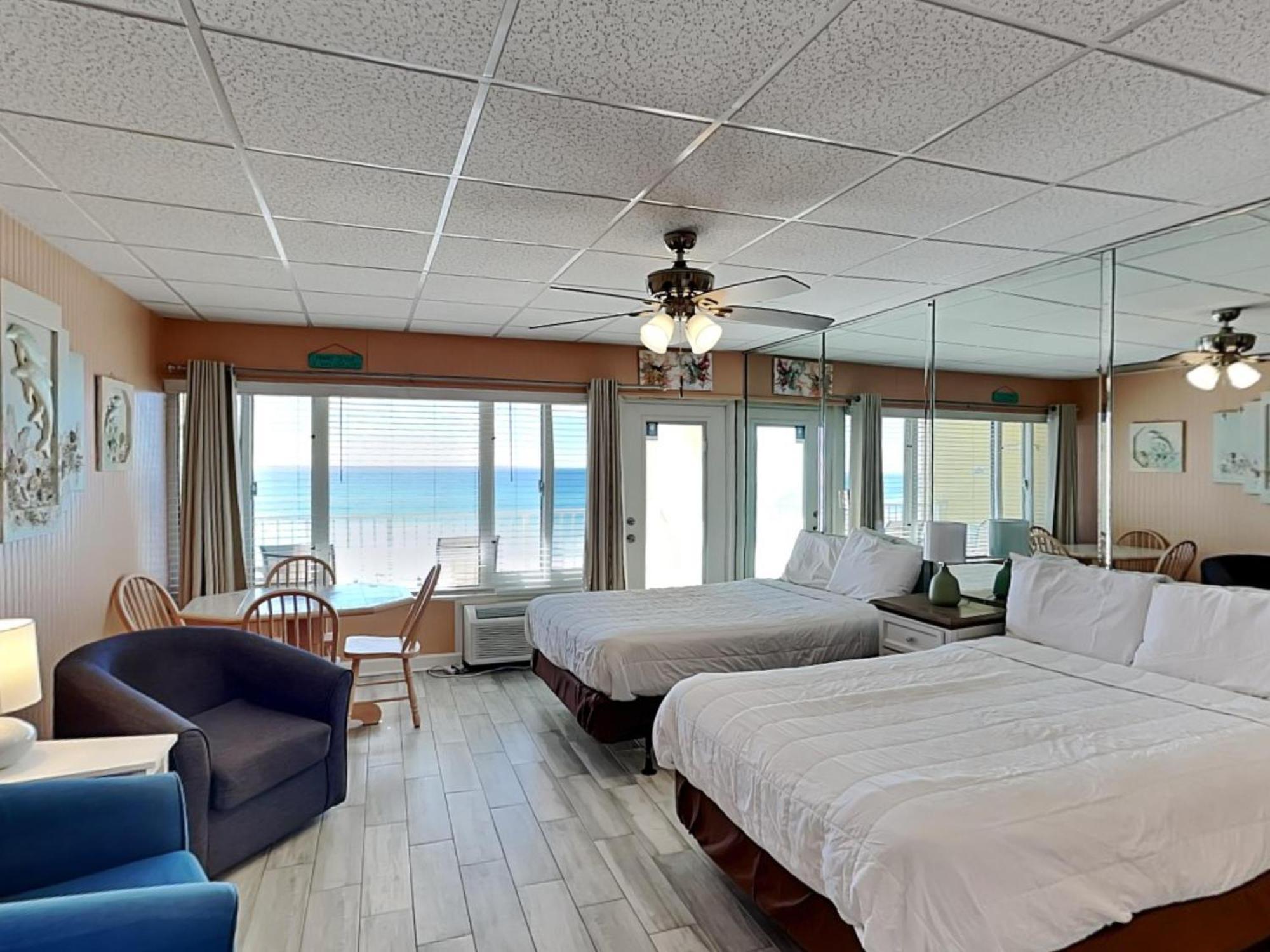 Continental 319-320 * Panama City Beach